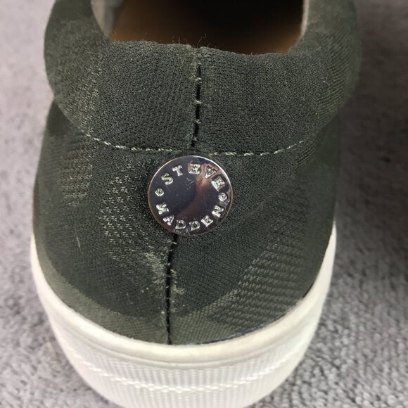 Steve Madden Zayna Dark Green Camo Slip On Platform Sneaker in Size 9.5 - Picture 7 of 9